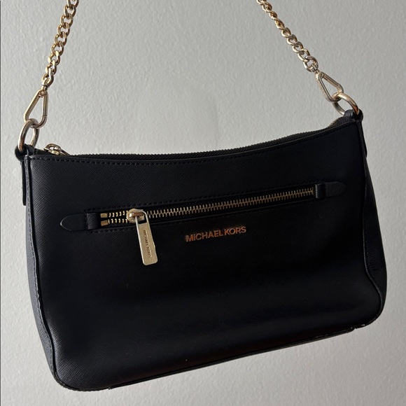 Cute Black Michael Kors Bag - Picture 1 of 11